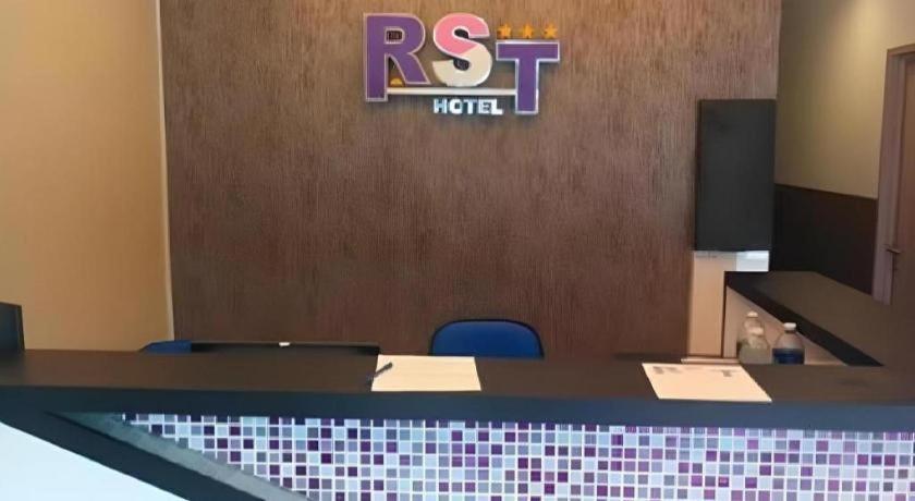 Rst Hotel 2*