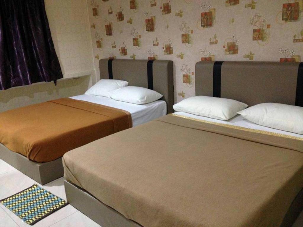 Hotel Rst 2*