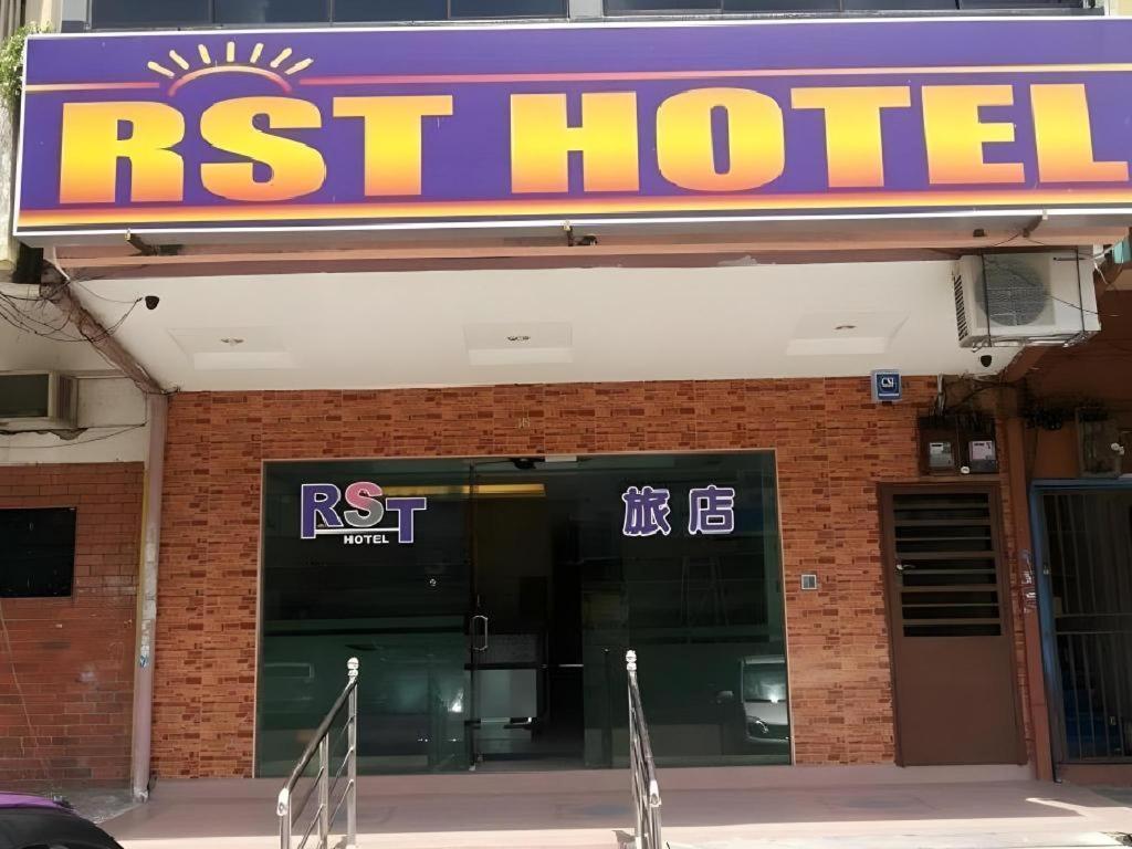 Rst 2* Johor Bahru